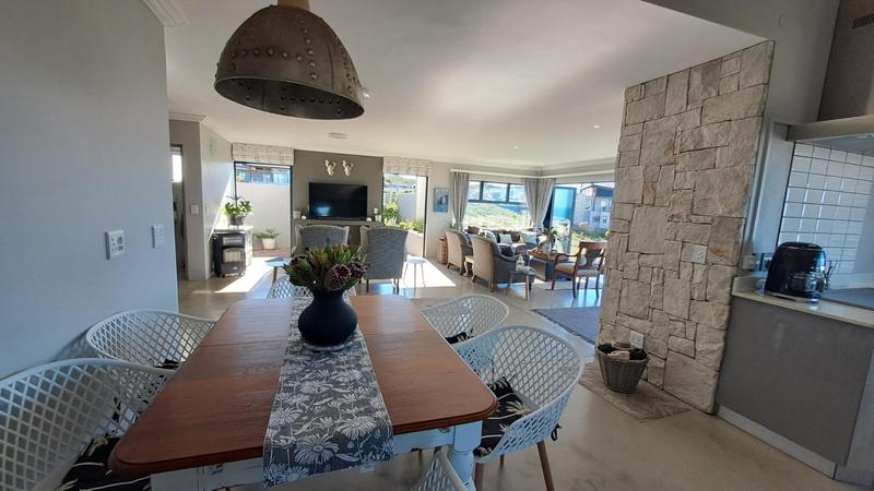 2 Bedroom Property for Sale in Stilbaai East Western Cape